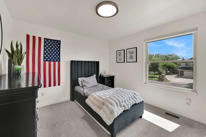 5559 S 150 W, Washington Terrace, Utah 84405