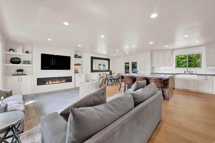 5559 S 150 W, Washington Terrace, Utah 84405