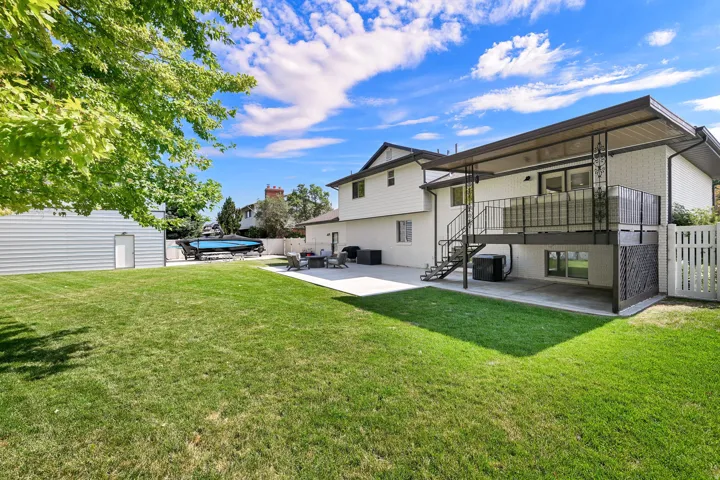 5559 S 150 W, Washington Terrace, Utah 84405