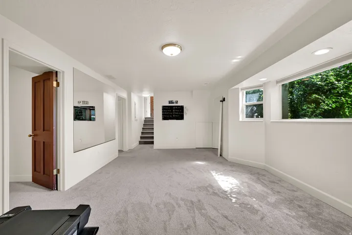 5559 S 150 W, Washington Terrace, Utah 84405