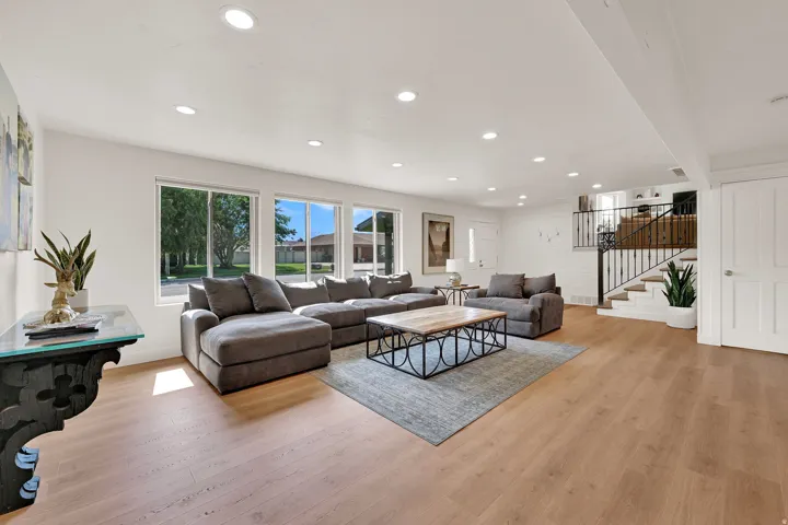 5559 S 150 W, Washington Terrace, Utah 84405