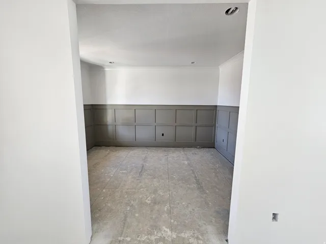 Front Flex Room