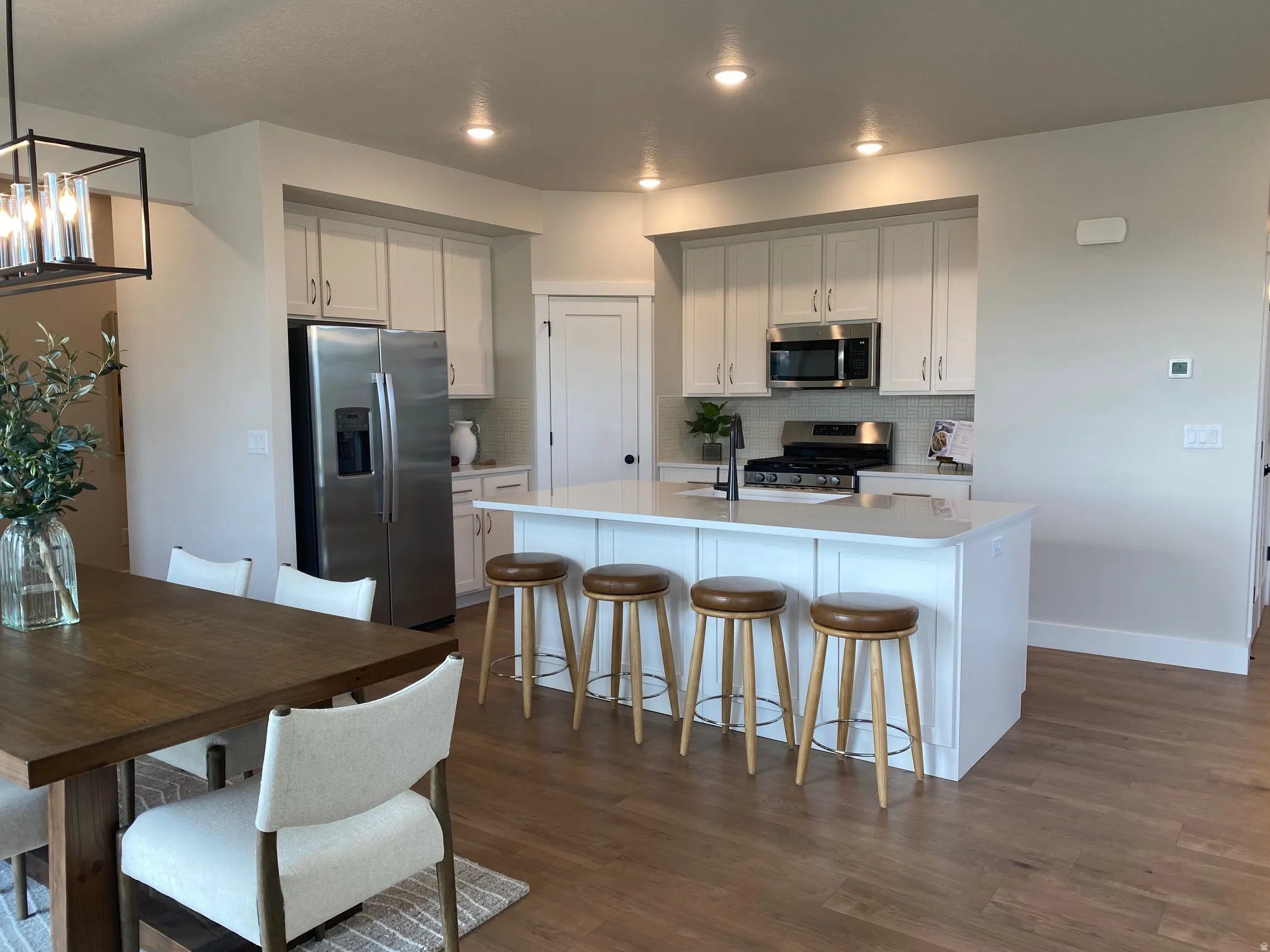 *Pictures of model home. Colors and finishes may vary.