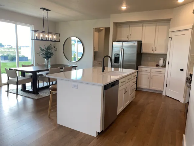 *Pictures of model home. Colors and finishes may vary.