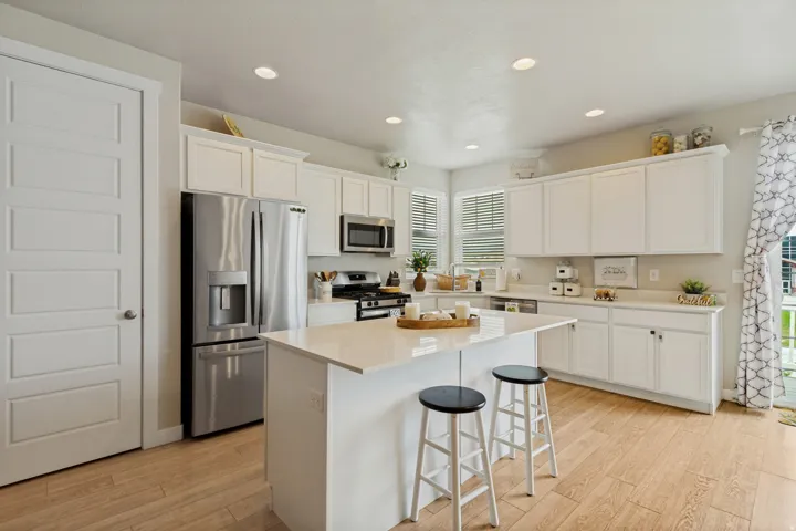 6078 N Boulter Peak Ln, Eagle Mountain, Utah 84005