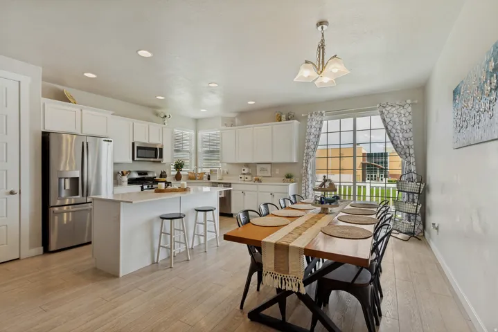6078 N Boulter Peak Ln, Eagle Mountain, Utah 84005