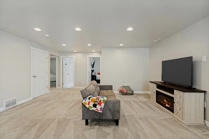 6078 N Boulter Peak Ln, Eagle Mountain, Utah 84005