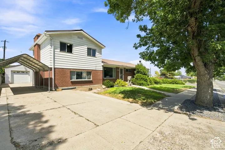 3320 S Broadway St, Magna, Utah 84044