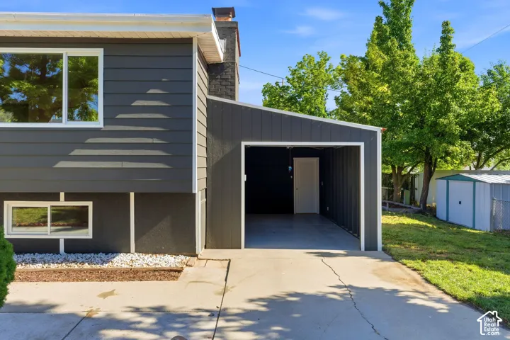 Covered carport with direct entry