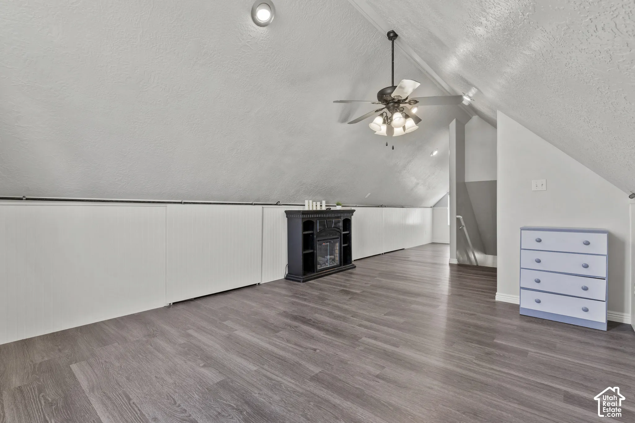 Upstairs Bonus Room-Connected to main floor laundry and primary bedroom