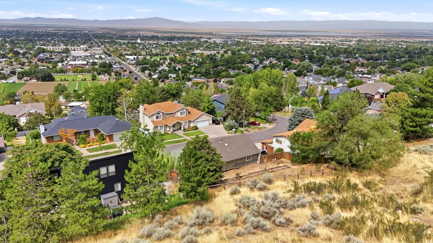 1560 E Hills Dr, Bountiful, Utah 84010