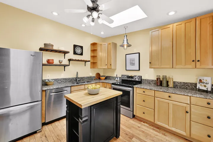 131 W 400 N, Salt Lake City, Utah 84103