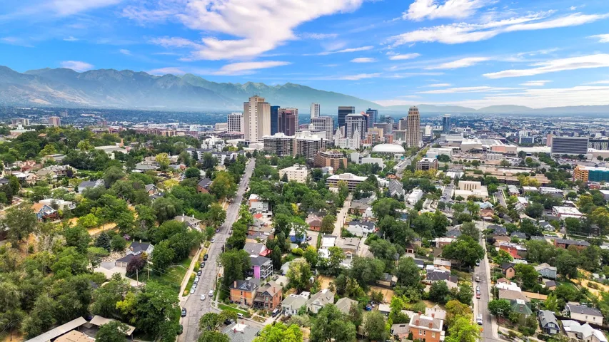 Aerial view showing close proximity to Downtown SLC