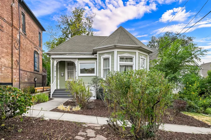 131 W 400 N, Salt Lake City, Utah 84103