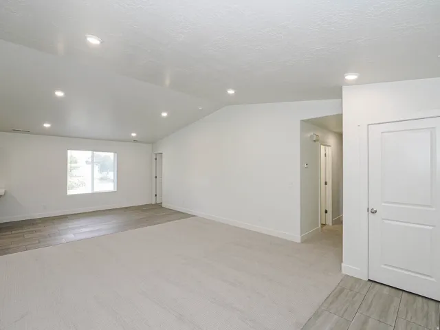 Vaulted ceiling with recessed lighting