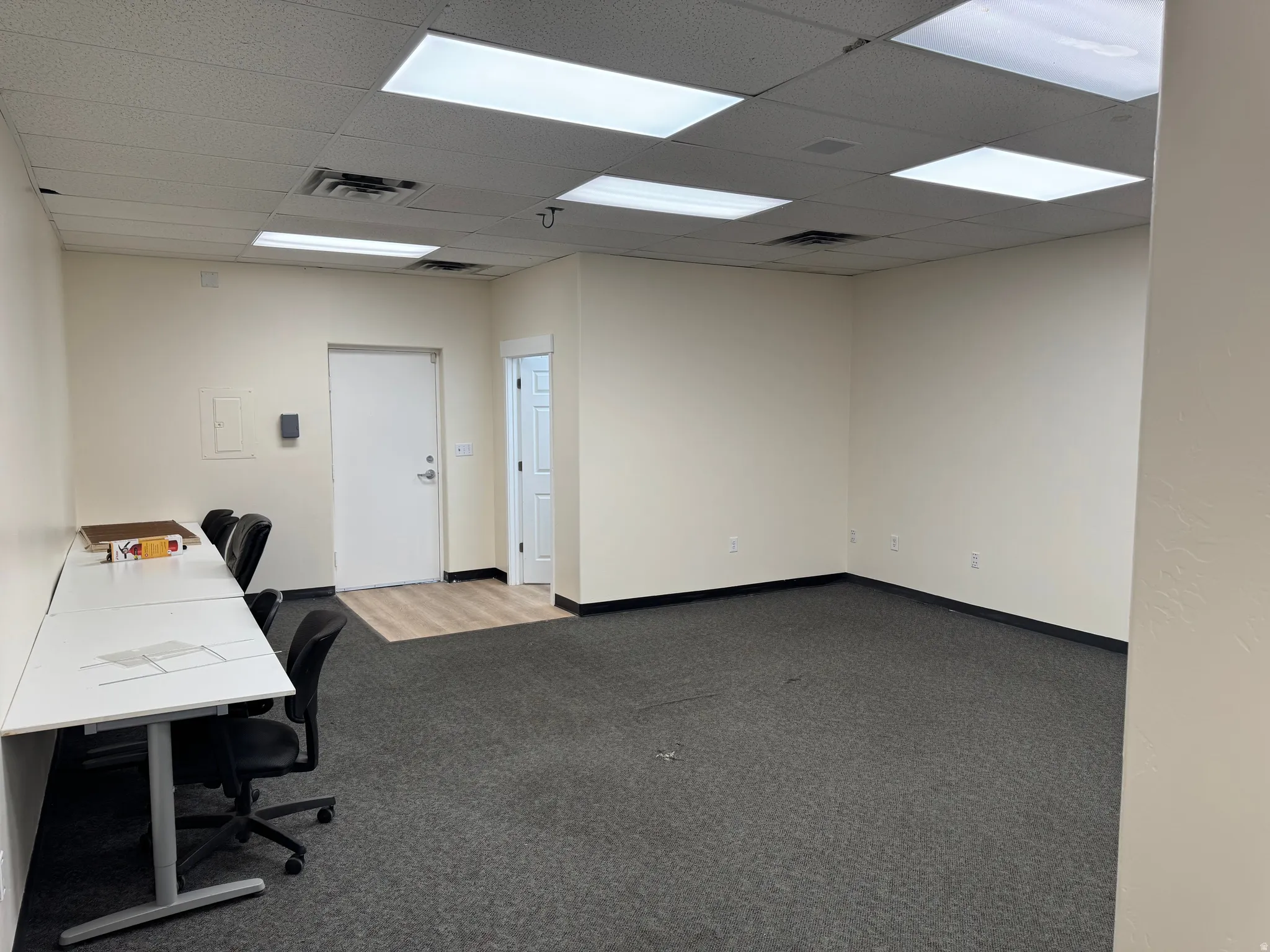 Back area with second rear exit.