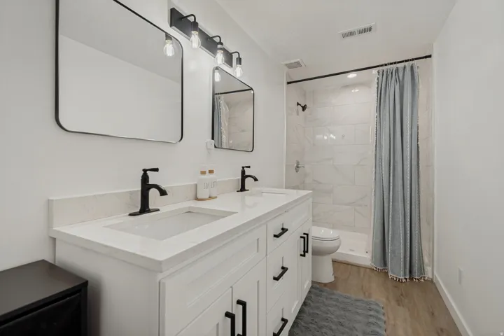 8061 S Oakridge Dr, West Jordan, Utah 84081