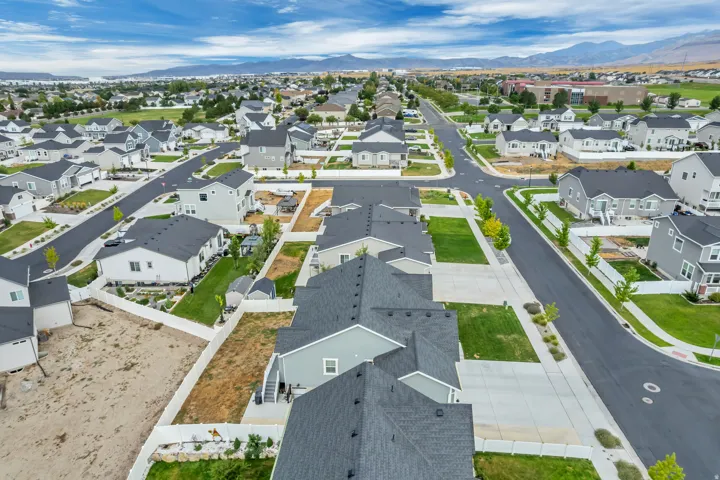8061 S Oakridge Dr, West Jordan, Utah 84081