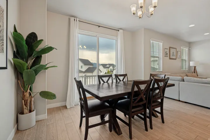 8061 S Oakridge Dr, West Jordan, Utah 84081