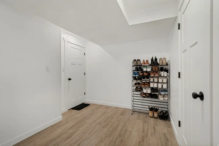 8061 S Oakridge Dr, West Jordan, Utah 84081