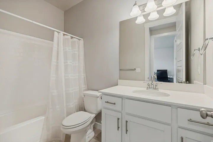 8061 S Oakridge Dr, West Jordan, Utah 84081