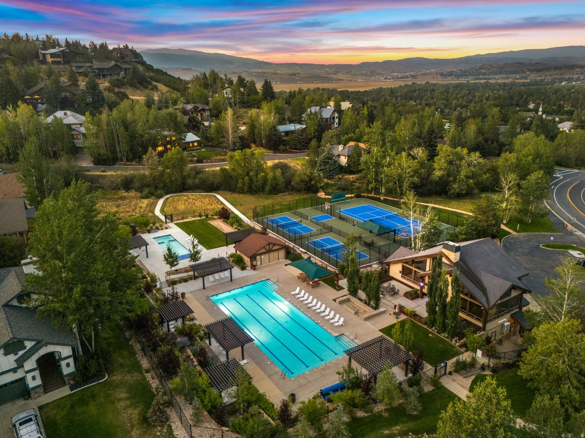 Views of the Canyons, Deer Valley and Park City Ski Resorts. Sun Peak Clubhouse allows access to 312 acres of community open space, hiking trails, mountain biking trails, walking trails, tennis courts, pickleball courts, a pool and more! Perfectly situate
