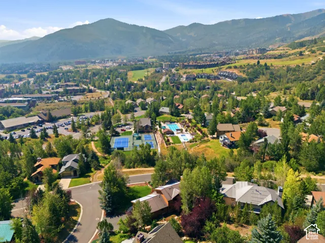 Views of the Canyons, Deer Valley and Park City Ski Resorts. Sun Peak Clubhouse allows access to 312 acres of community open space, hiking trails, mountain biking trails, walking trails, tennis courts, pickleball courts, a pool and more! Perfectly situate