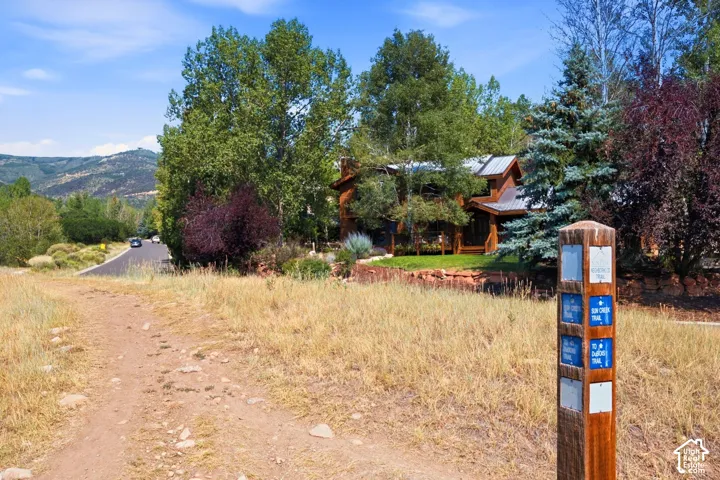 Access the extensive network of hiking and biking trails directly across the street from your home.  Sun Peak HOA boasts 312 acres of open space and managed trails for you to enjoy!