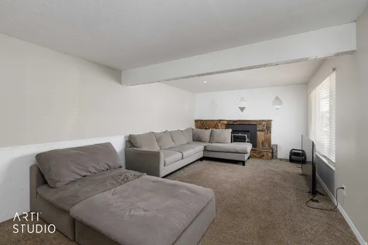 1058 W 4550 S, Riverdale, Utah 84405