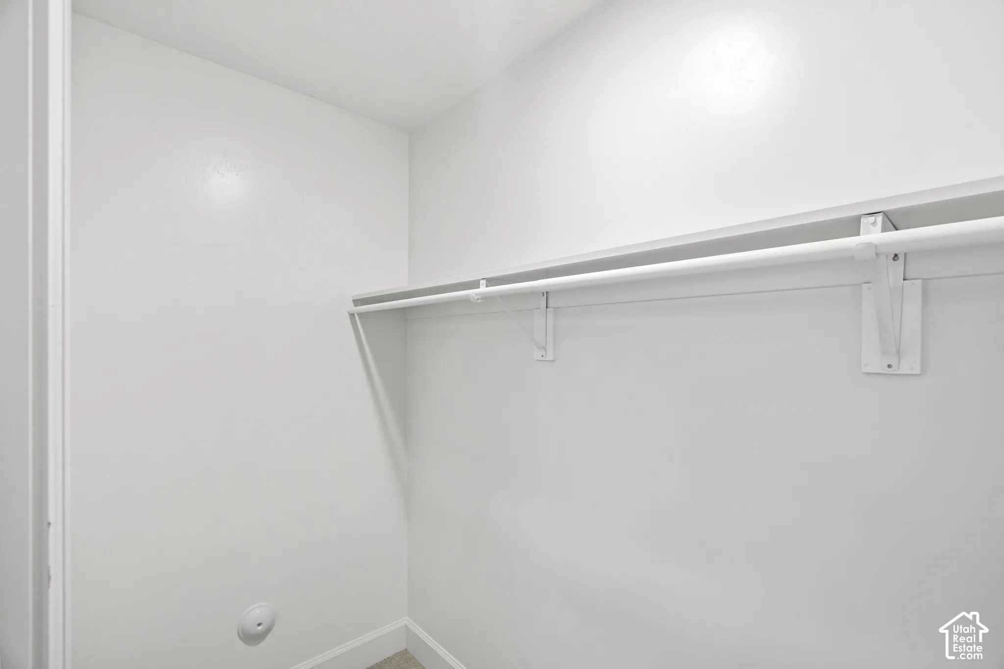 Built-in shelving with hanging rod