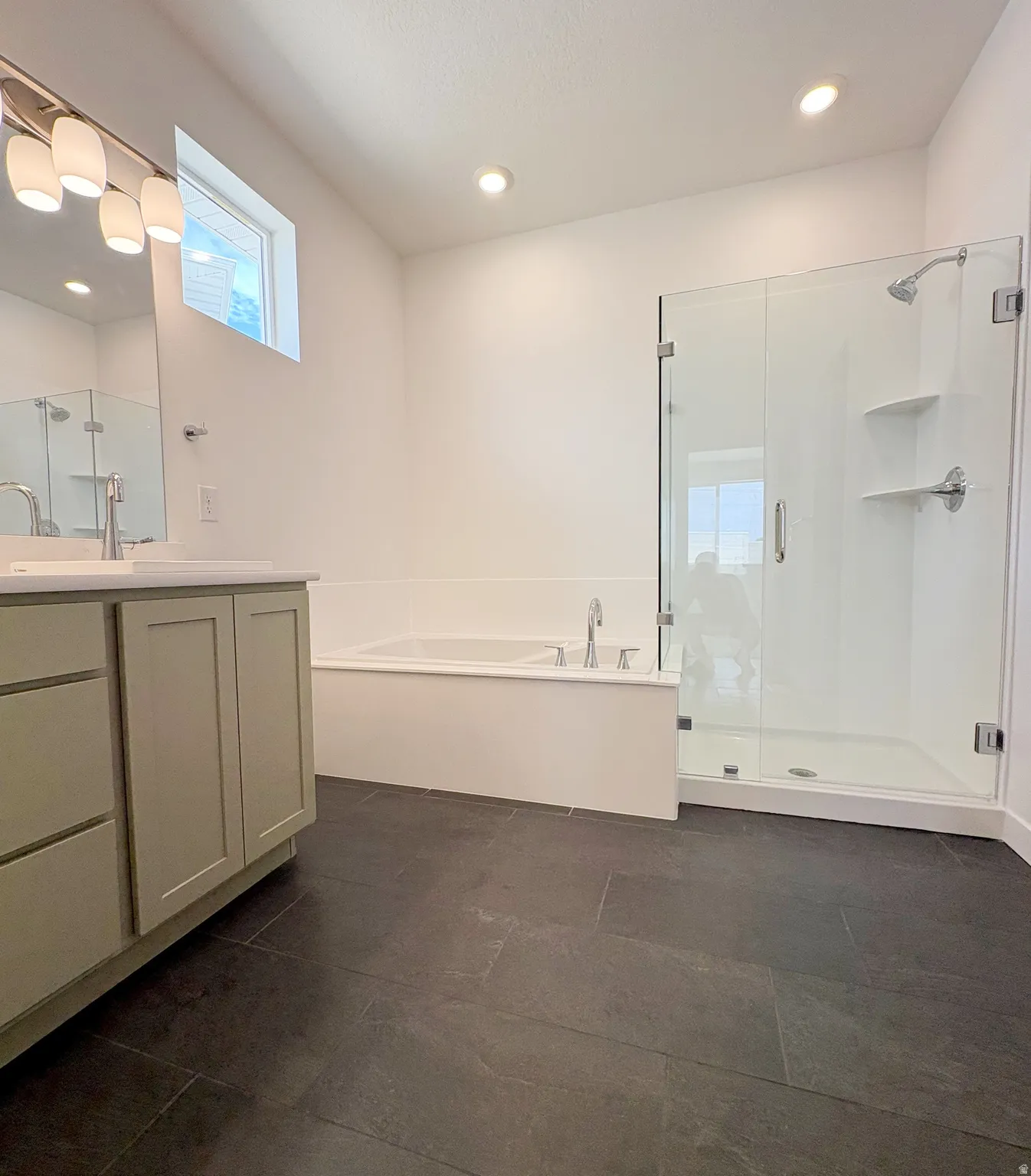 A bright space that keeps daily routines simple.