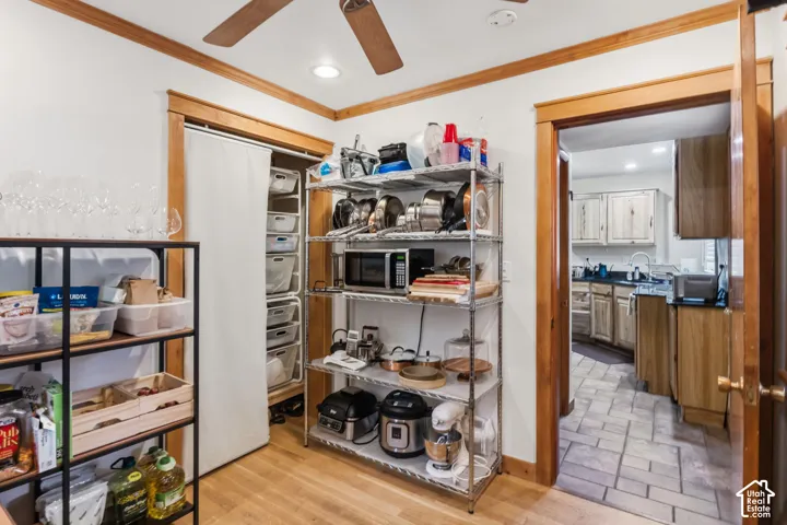 Butler pantry or could be another bedroom