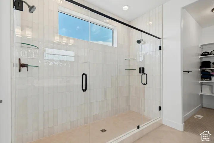 Primary Shower