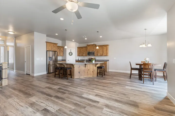 494 E Dry Springs Ln, Washington, Utah 84780