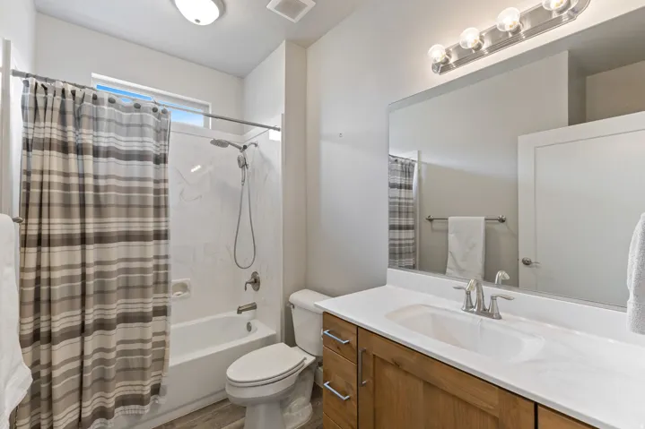 494 E Dry Springs Ln, Washington, Utah 84780