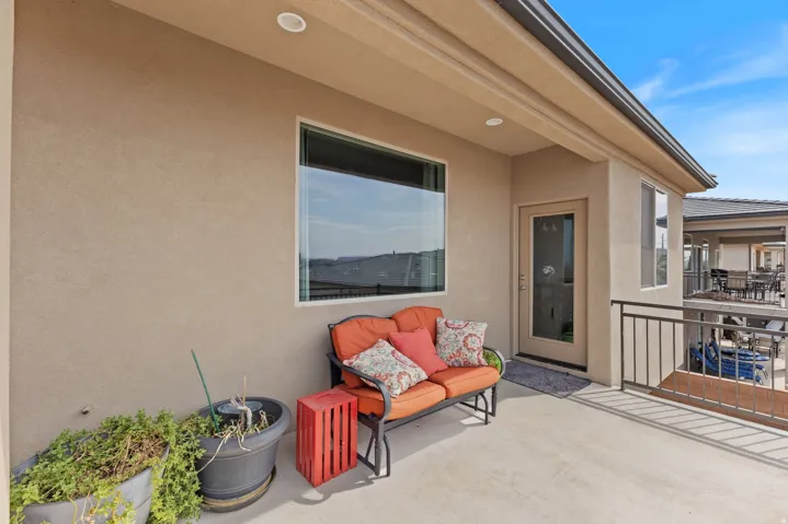 494 E Dry Springs Ln, Washington, Utah 84780