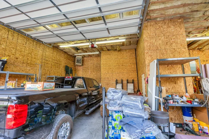 Detached shop/garage.