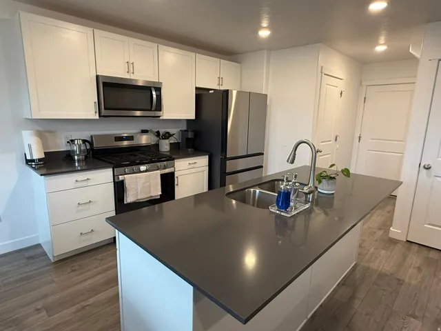 1218 W Hidden Spring Dr, Santaquin, Utah 84655