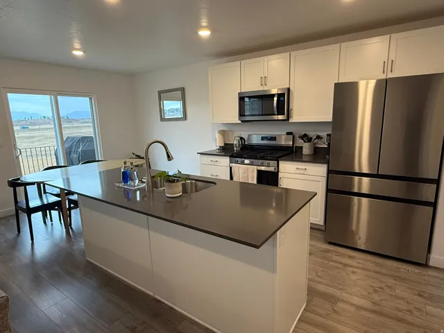 1218 W Hidden Spring Dr, Santaquin, Utah 84655