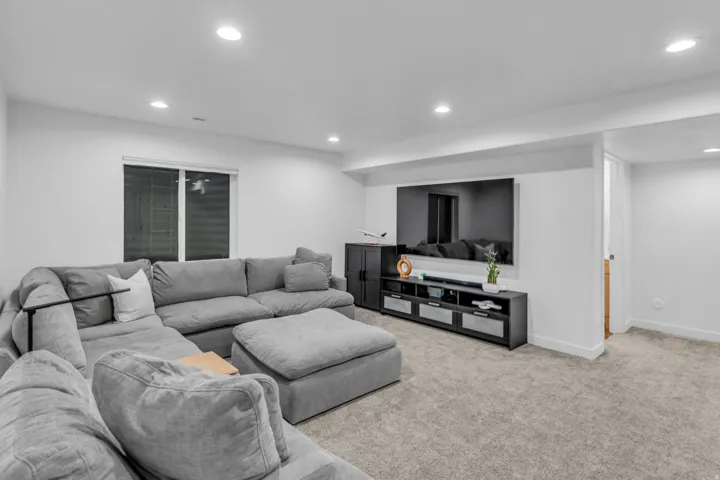509 S Pegasus Way, Saratoga Springs, Utah 84045