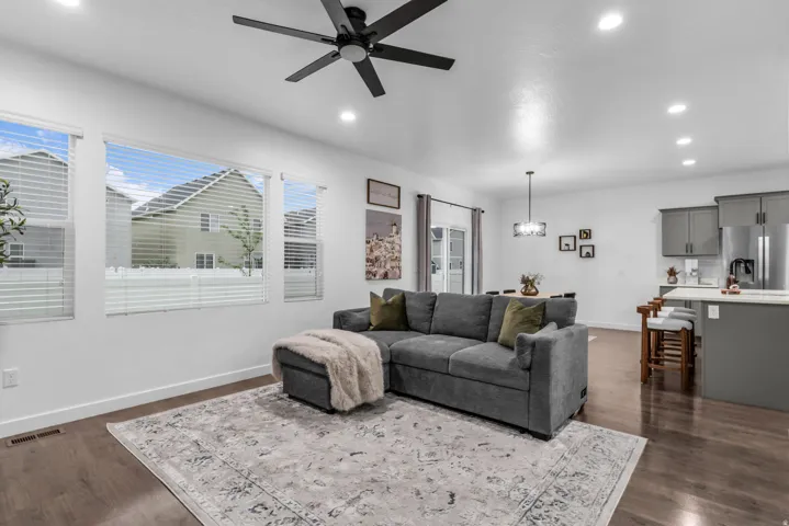 509 S Pegasus Way, Saratoga Springs, Utah 84045