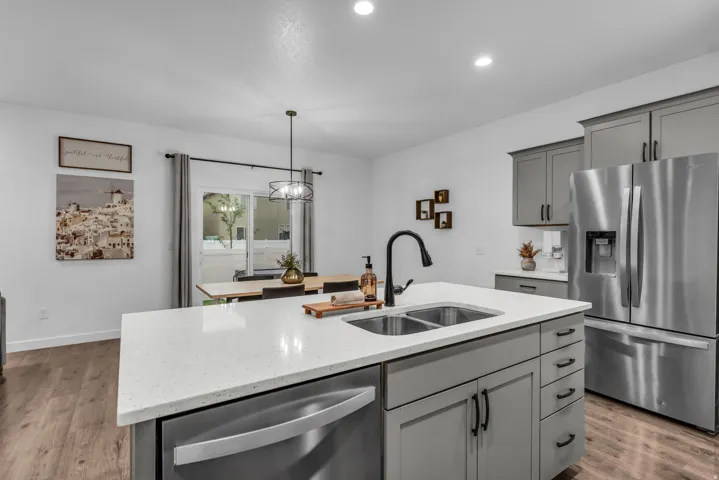 509 S Pegasus Way, Saratoga Springs, Utah 84045