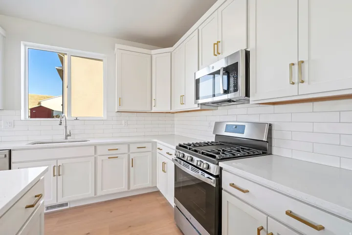 6963 W Sydney Peak Ln #419, West Jordan, Utah 84081