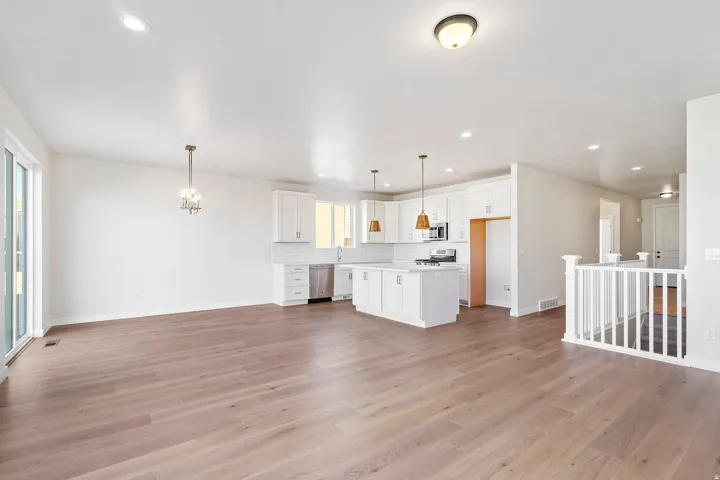 6963 W Sydney Peak Ln #419, West Jordan, Utah 84081