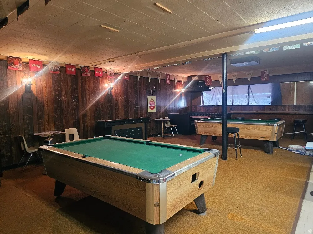 Pool Table Negotible