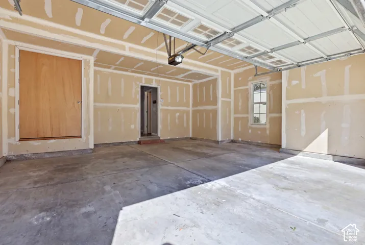 7722 S New Snowbell Ln, West Jordan, Utah 84088