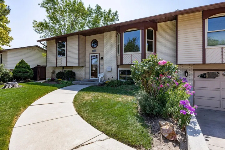 3819 W Owensboro Dr, West Jordan, Utah 84084