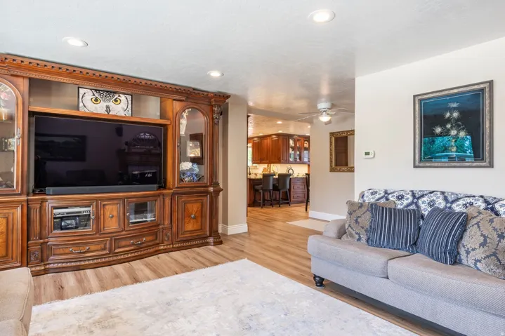 3819 W Owensboro Dr, West Jordan, Utah 84084