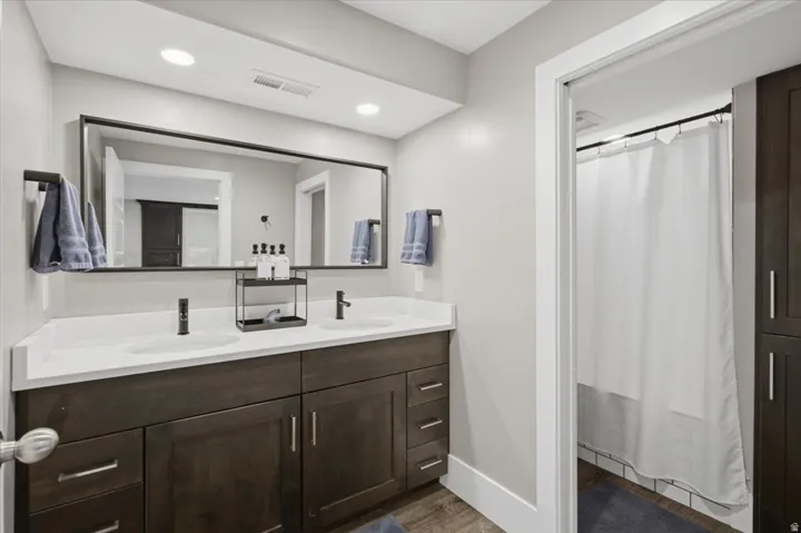 4341 N Rose Springs Rd, Erda, Utah 84074