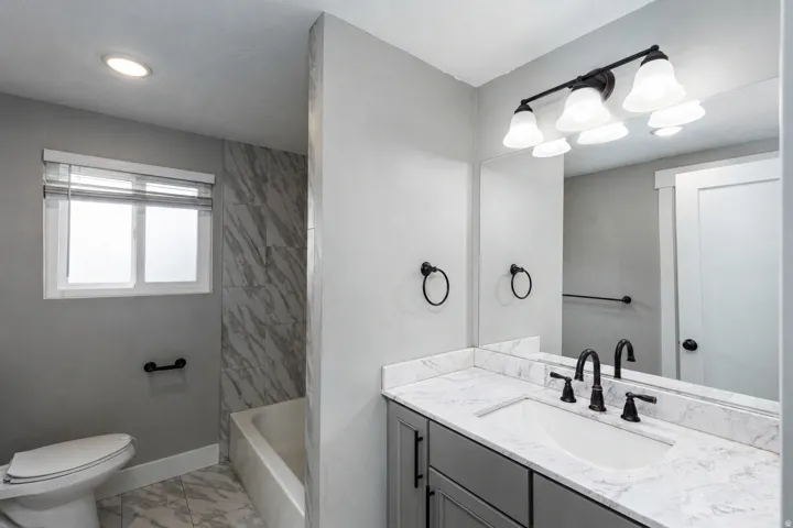 Upstairs Bathroom